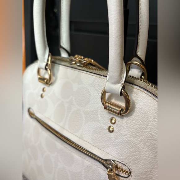 COACH KATY SATCHEL IN SIGNATURE CANVAS - Picture 15 of 17